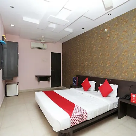 Hotel Oyo 9132 Recharge Raipur (Chhattisgarh)